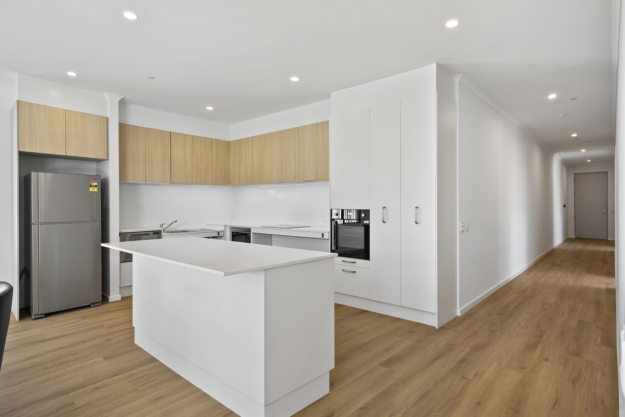 Ideal location for community access — Home image 8