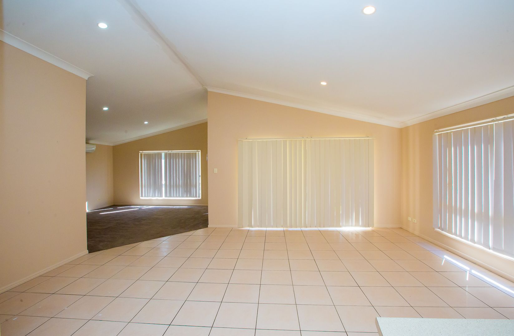 COLLINGWOOD PARK — Home image 3