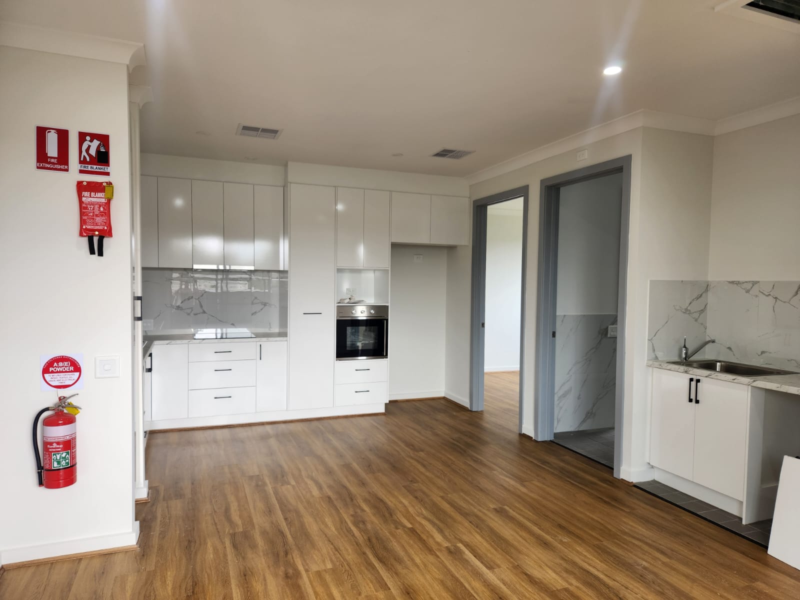 Modern Villa in Elizabeth North — Home image 3