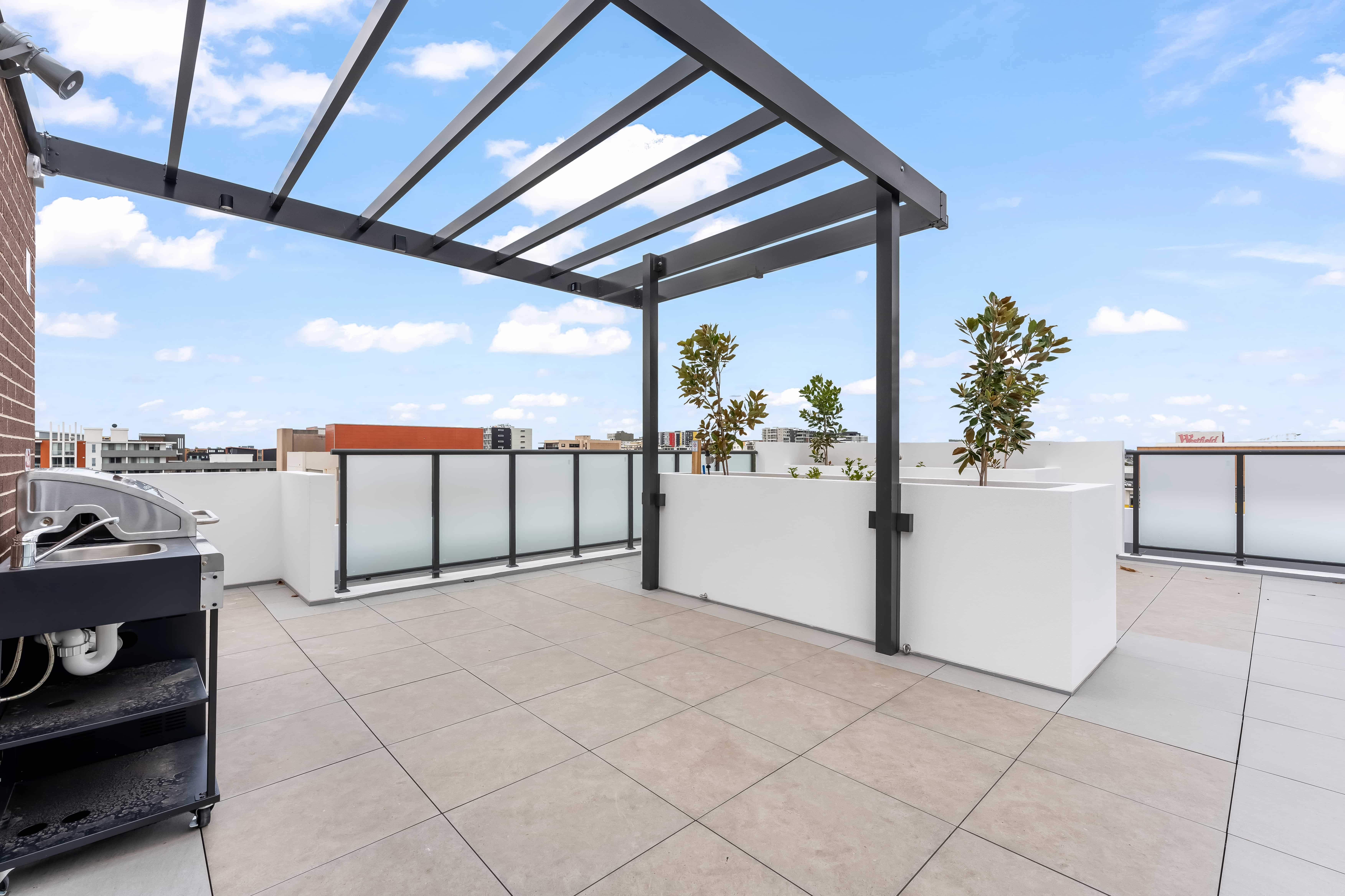 Prime location: HPS 1& 2-Bedroom SDA apartments in Liverpool — Home image 15