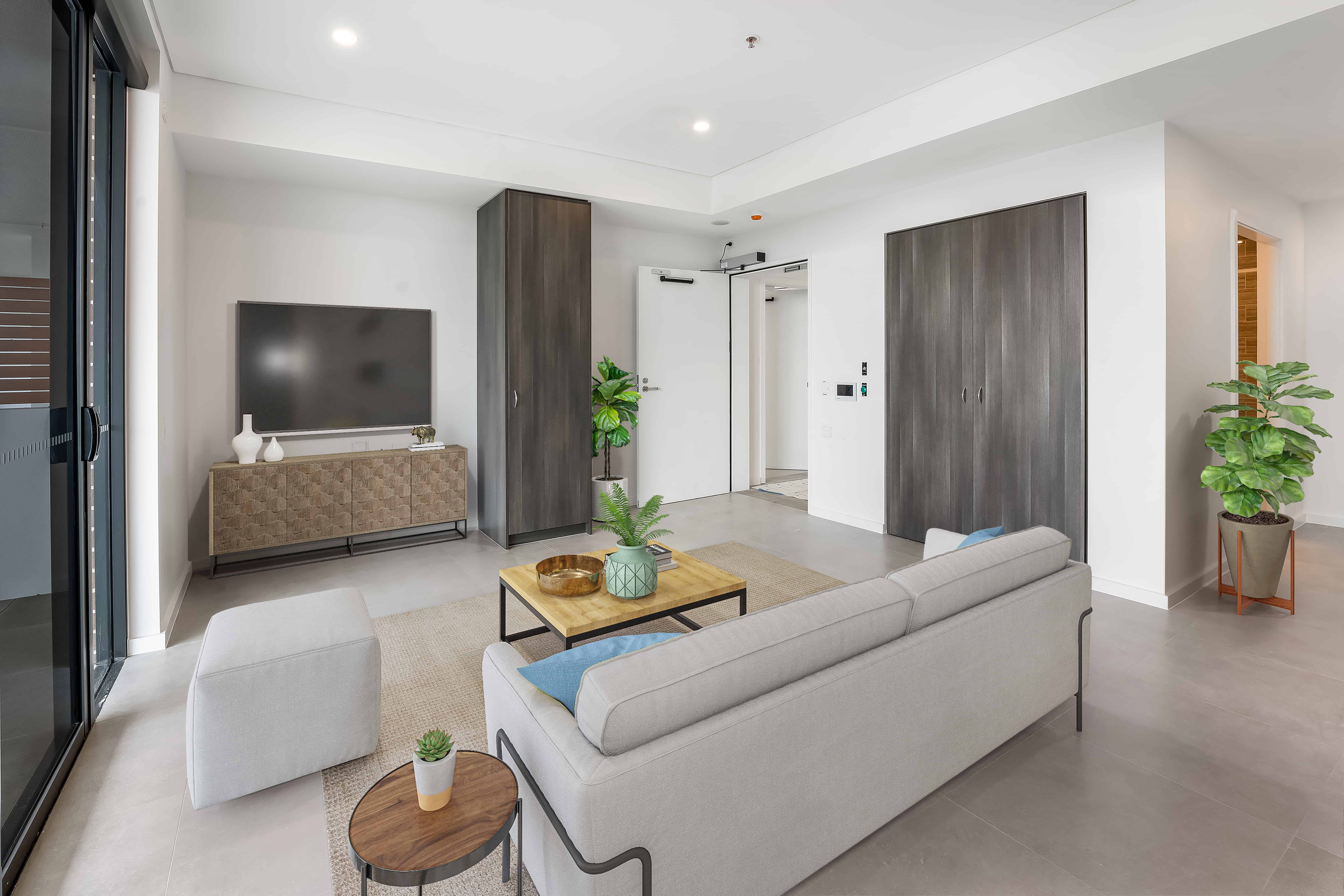 Prime location: HPS 1& 2-Bedroom SDA apartments in Liverpool — Home image 18