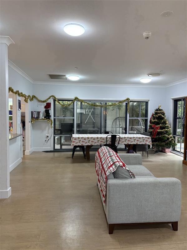 Point Clare — Home image 8