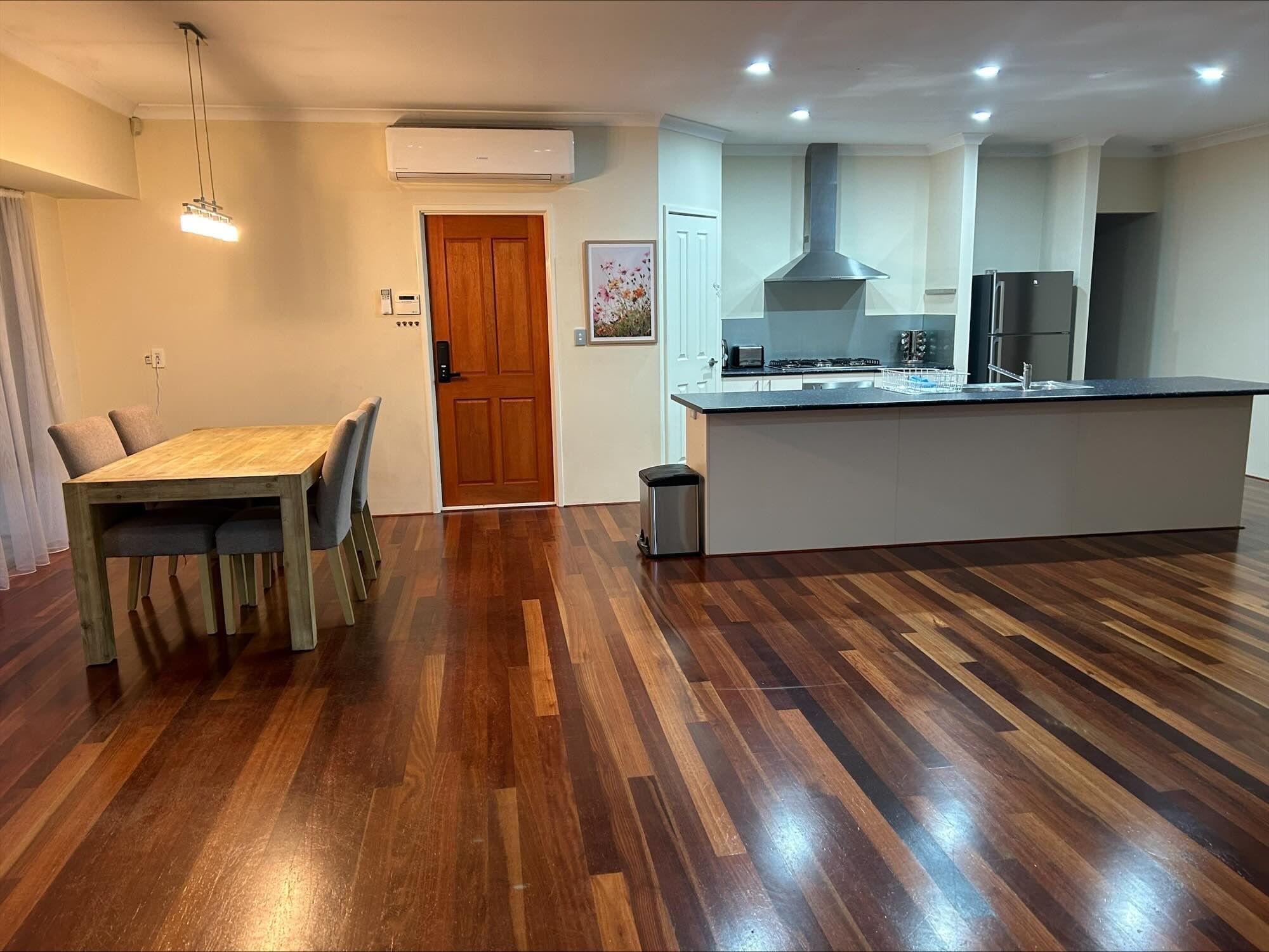 Spacious 5-Bedroom Home in Baldivis – Ideal for 4 Residents — Home image 5