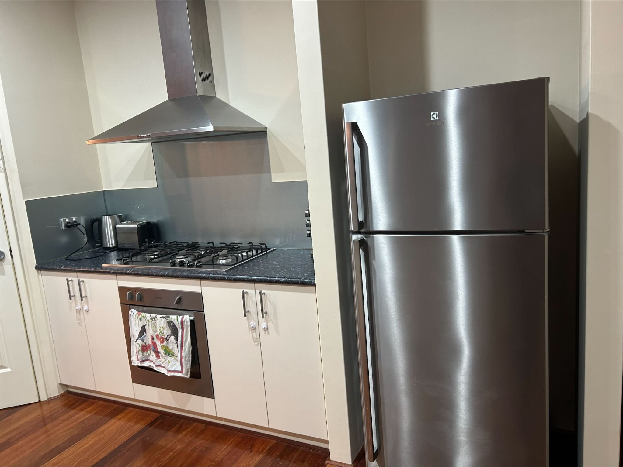 Spacious 5-Bedroom Home in Baldivis – Ideal for 4 Residents — Home image 7