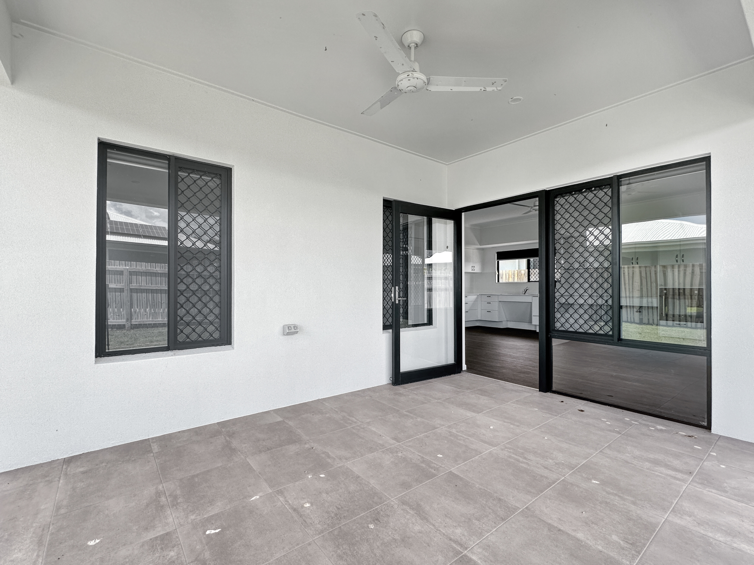 Mount Low, Townsville QLD - High Physical Support House — Home image 9