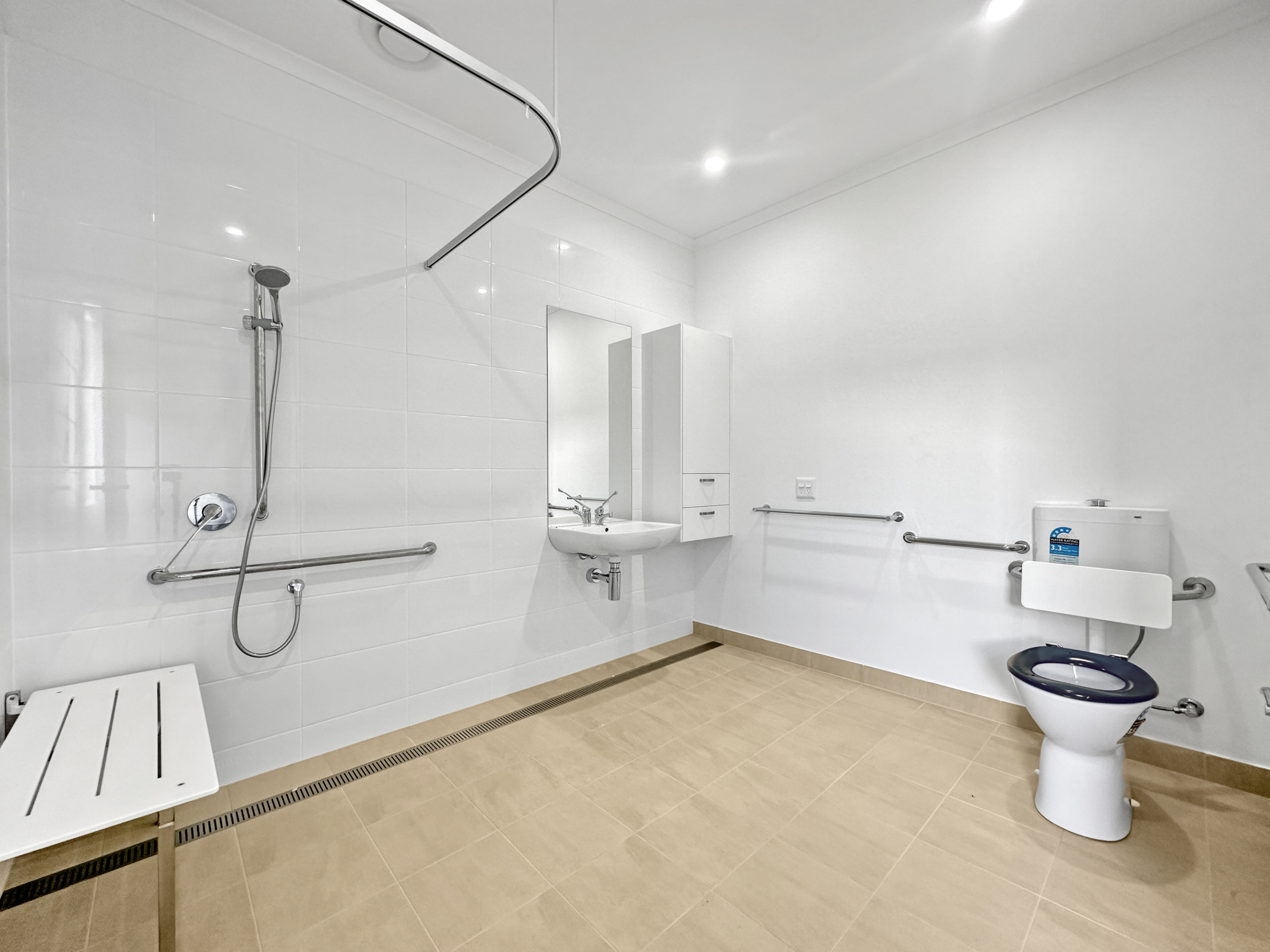 Mount Low, Townsville QLD - High Physical Support House — Home image 16