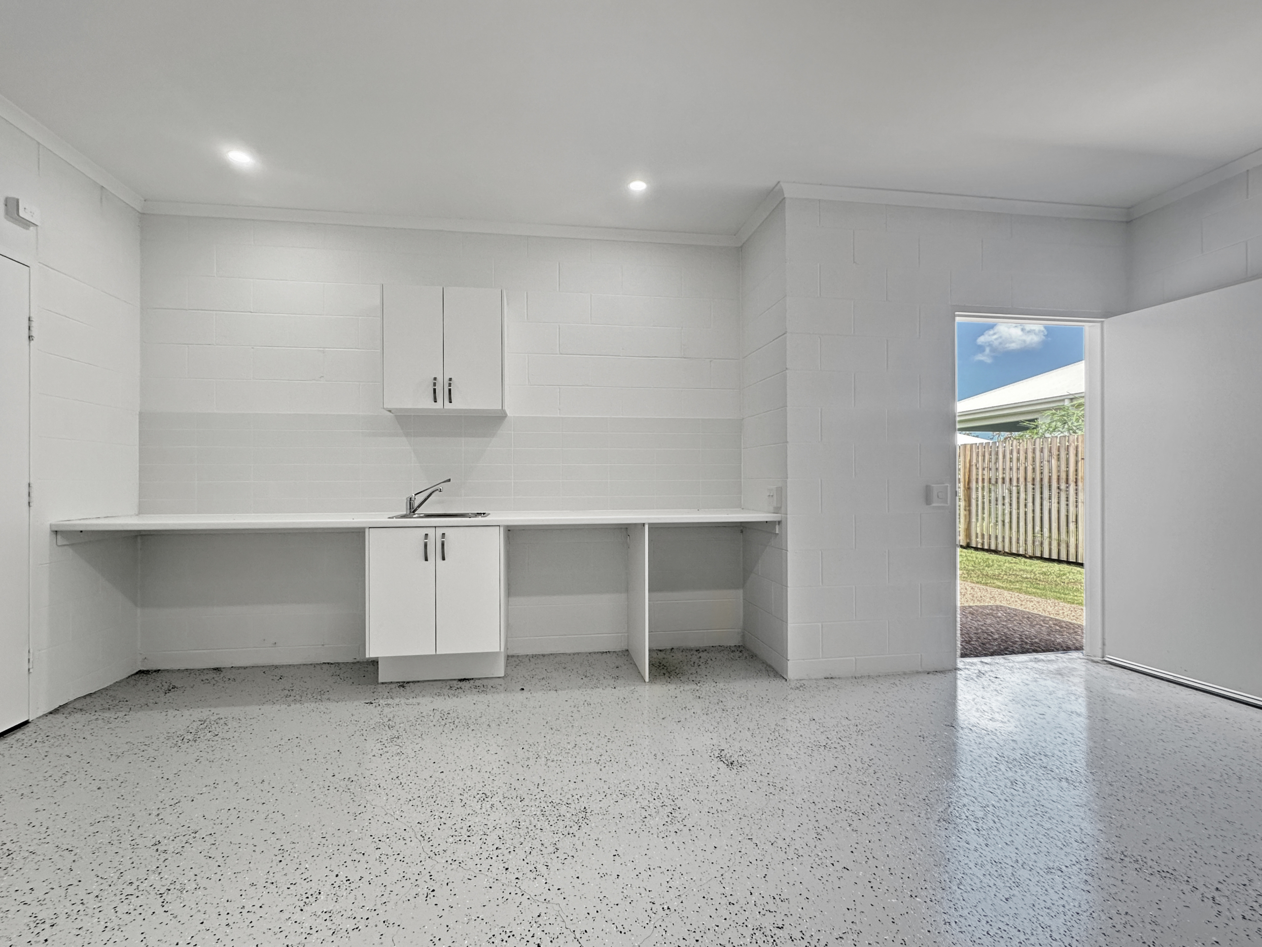 Mount Low, Townsville QLD - High Physical Support House — Home image 19