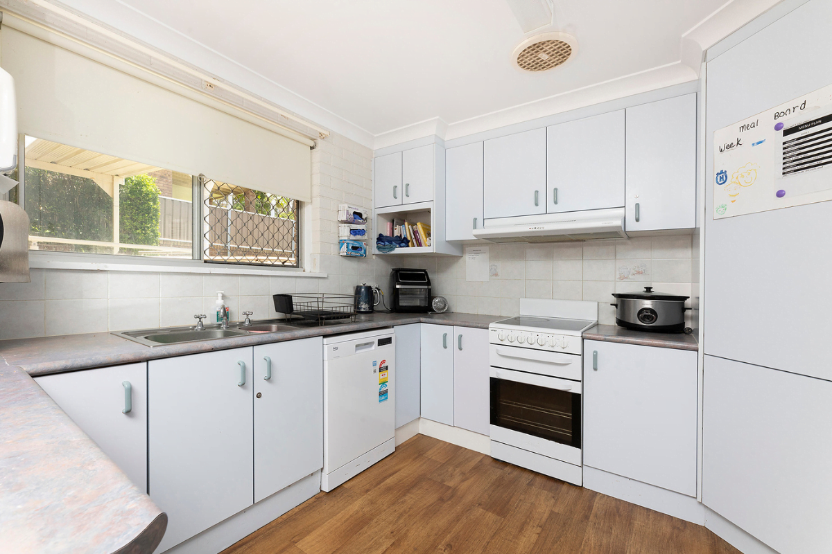 A well presented SIL home, close to all town amenities and the beach — Home image 6