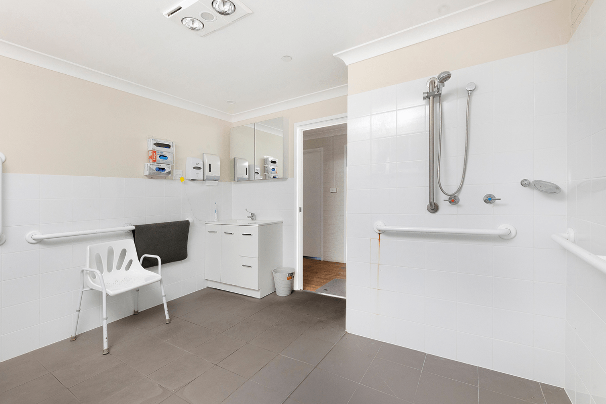 A well presented SIL home, close to all town amenities and the beach — Home image 10