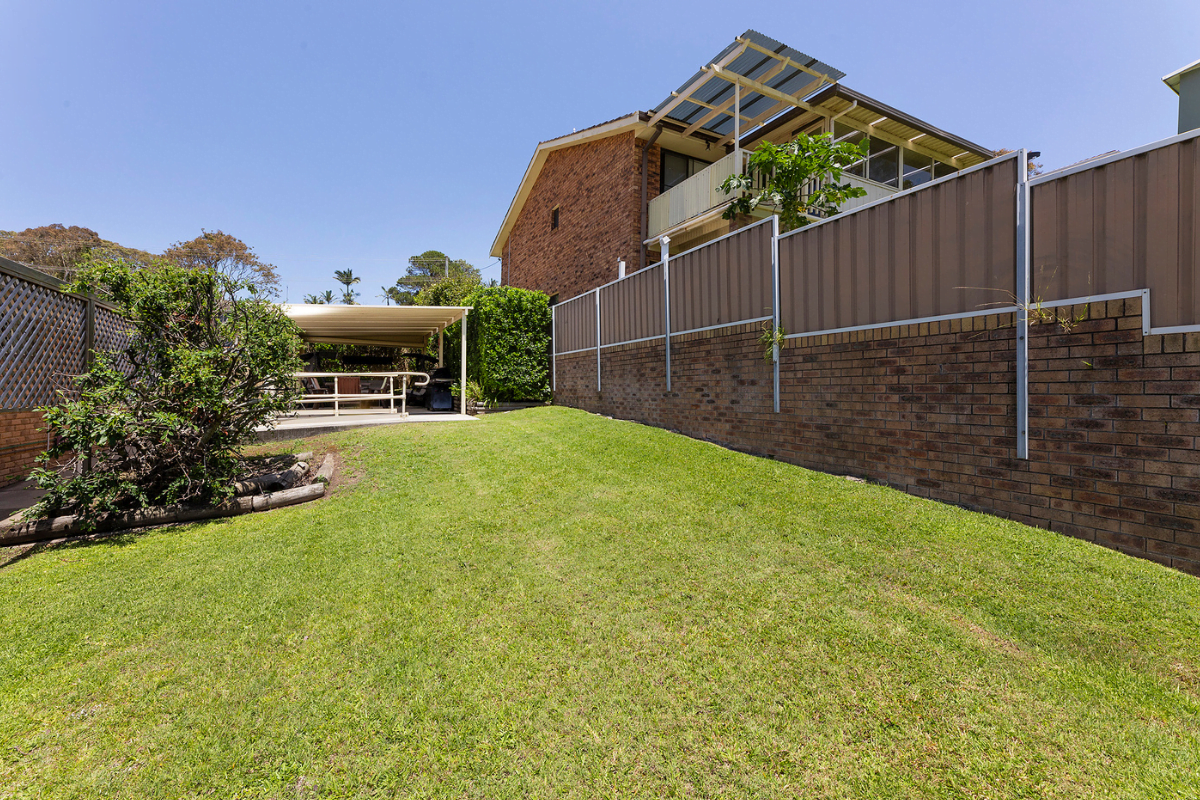A well presented SIL home, close to all town amenities and the beach — Home image 15