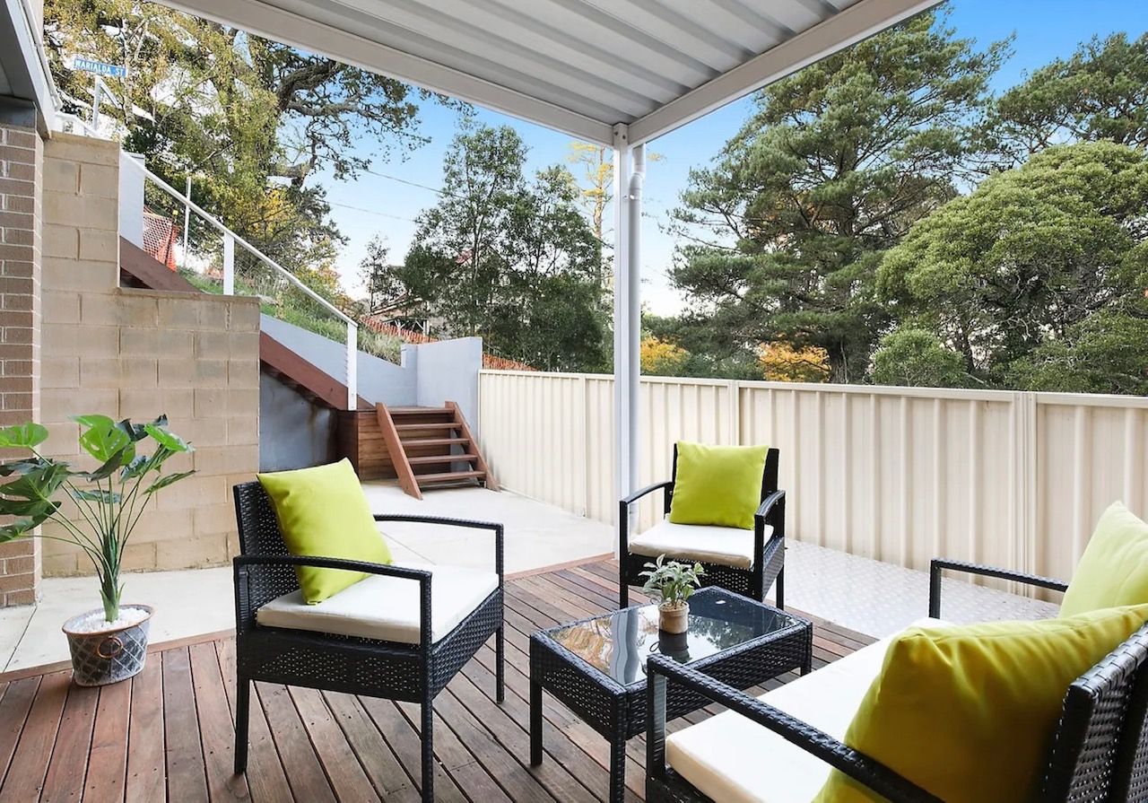 Modern 3-bedroom Katoomba townhouse (Nature view) — Home image 3