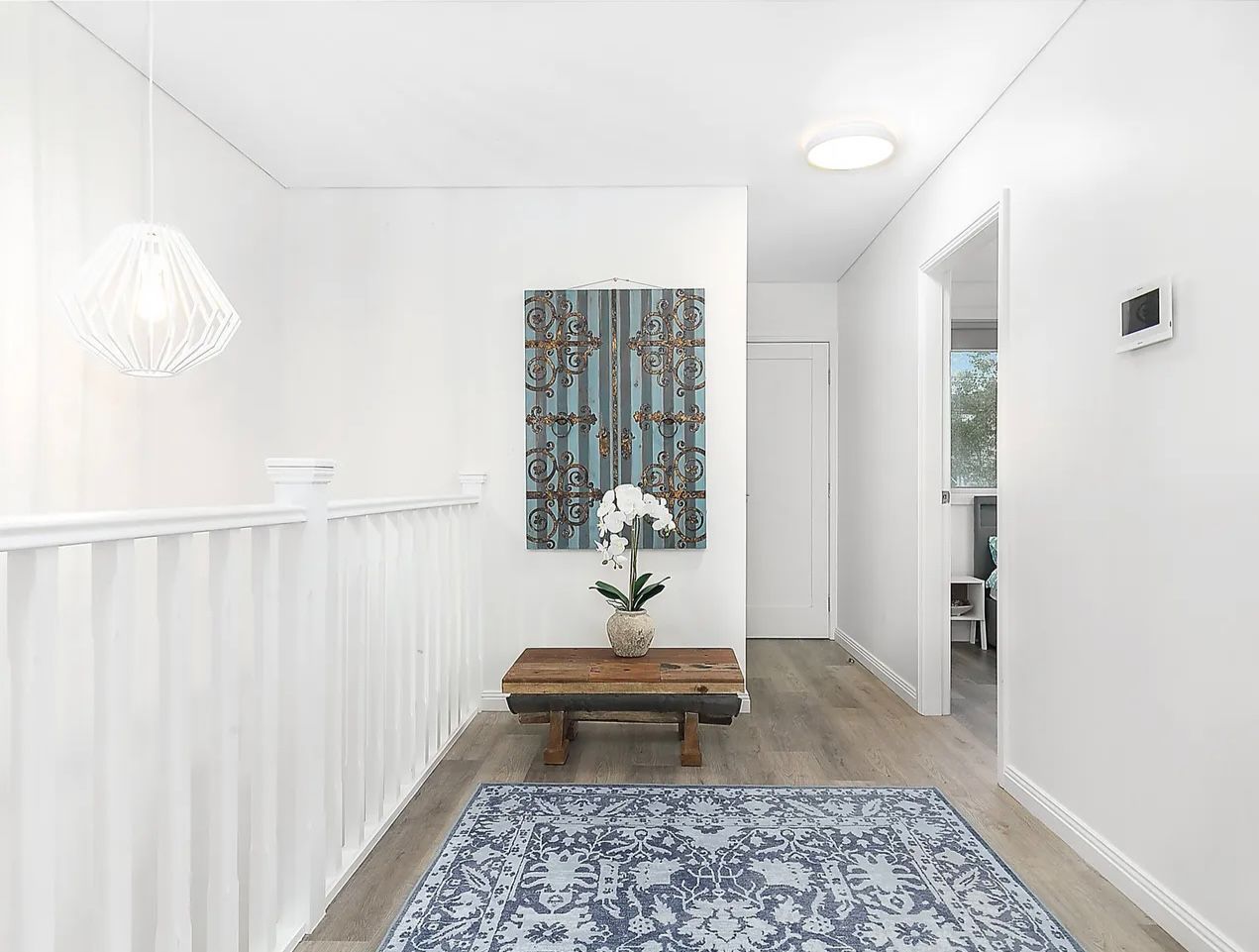 Modern 3-bedroom Katoomba townhouse (Nature view) — Home image 4