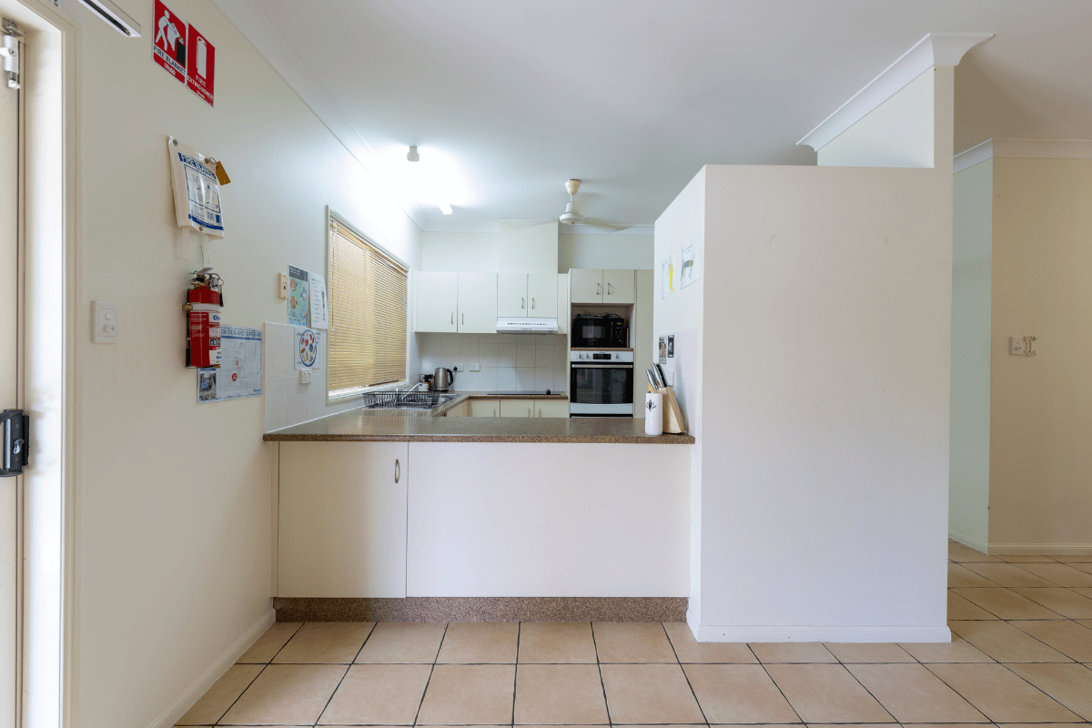 Discover this warm and welcoming home in Douglas Queensland — Home image 4