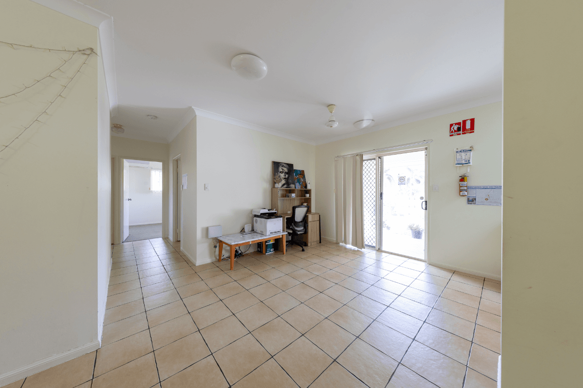 Discover this warm and welcoming home in Douglas Queensland — Home image 5