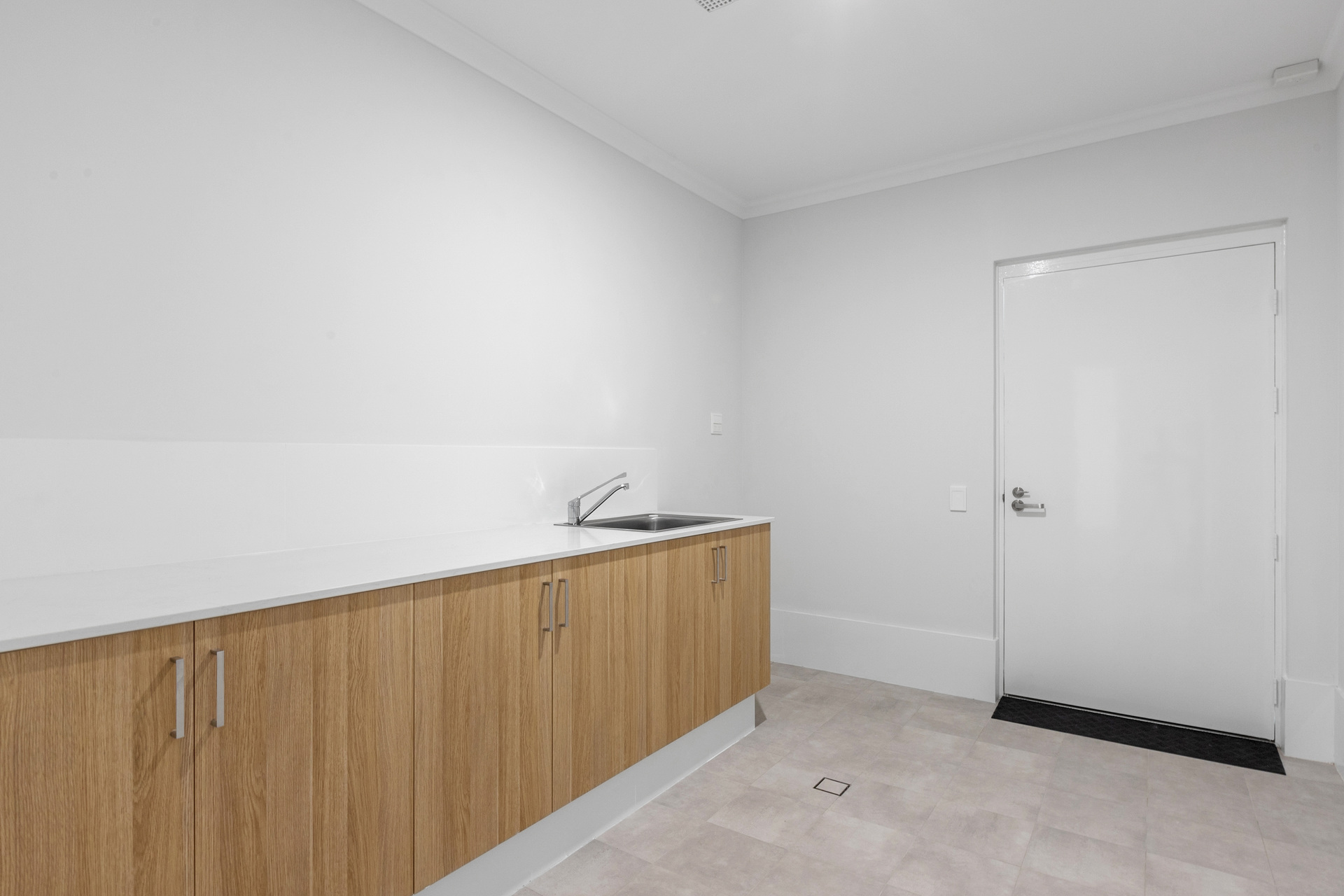 Discover Accessible Luxury: Karnup's Premier SDA Home — Home image 11