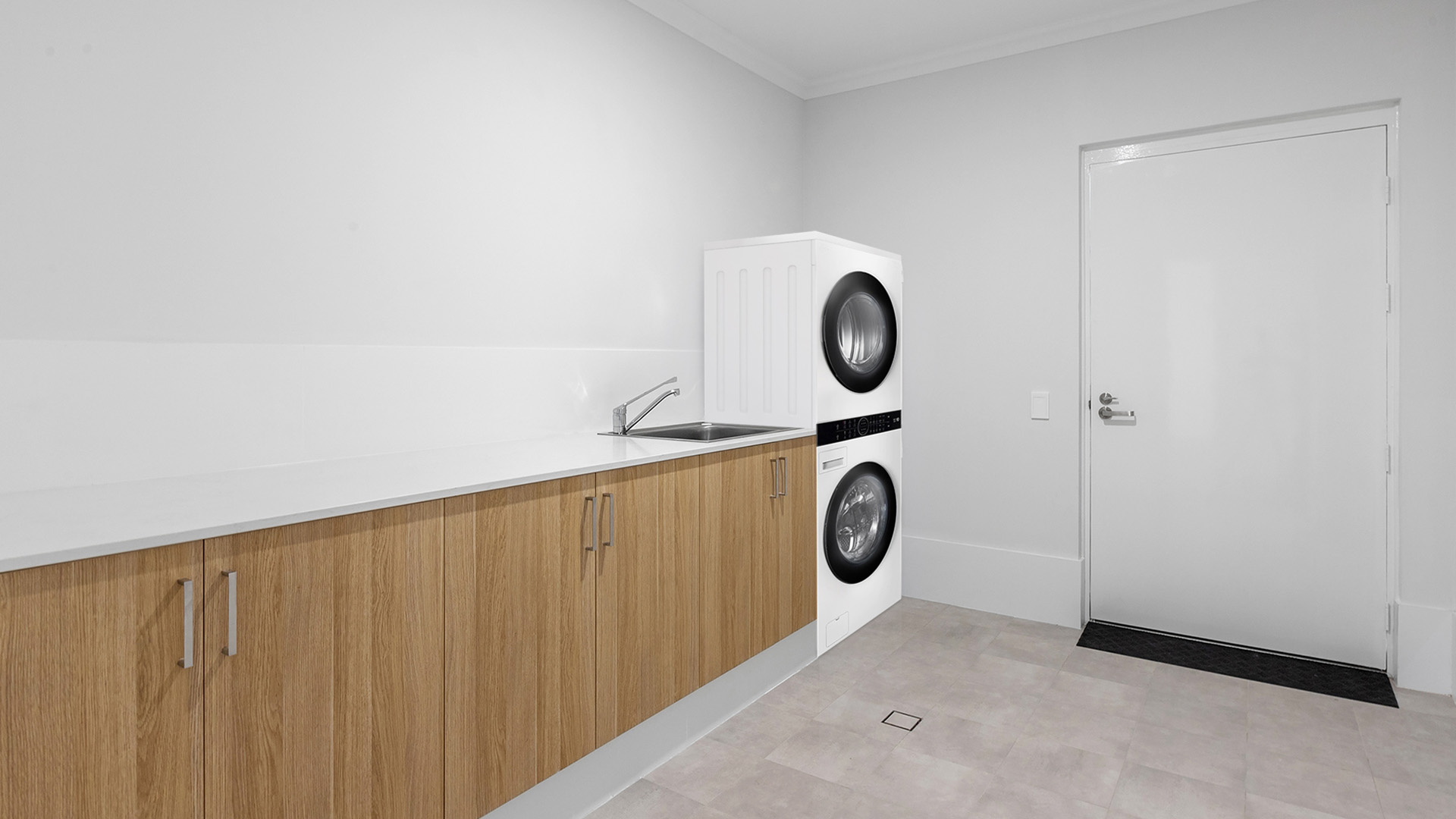 Discover Accessible Luxury: Karnup's Premier SDA Home — Home image 14