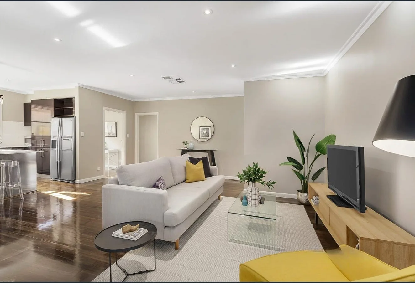 Spacious & Relaxed SIL in Moorabbin — Home image 2