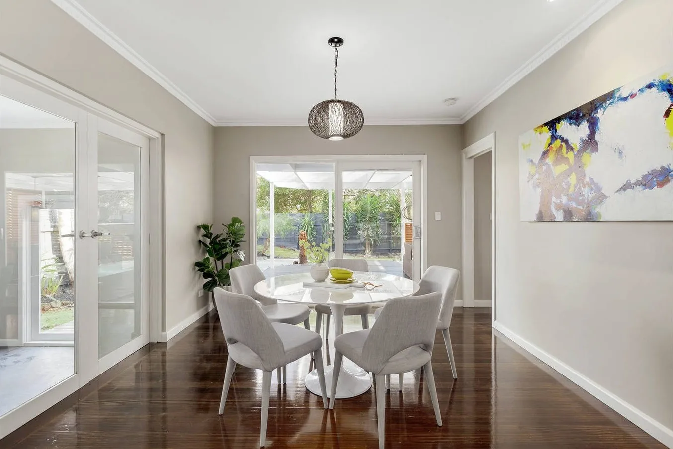 Spacious & Relaxed SIL in Moorabbin — Home image 4