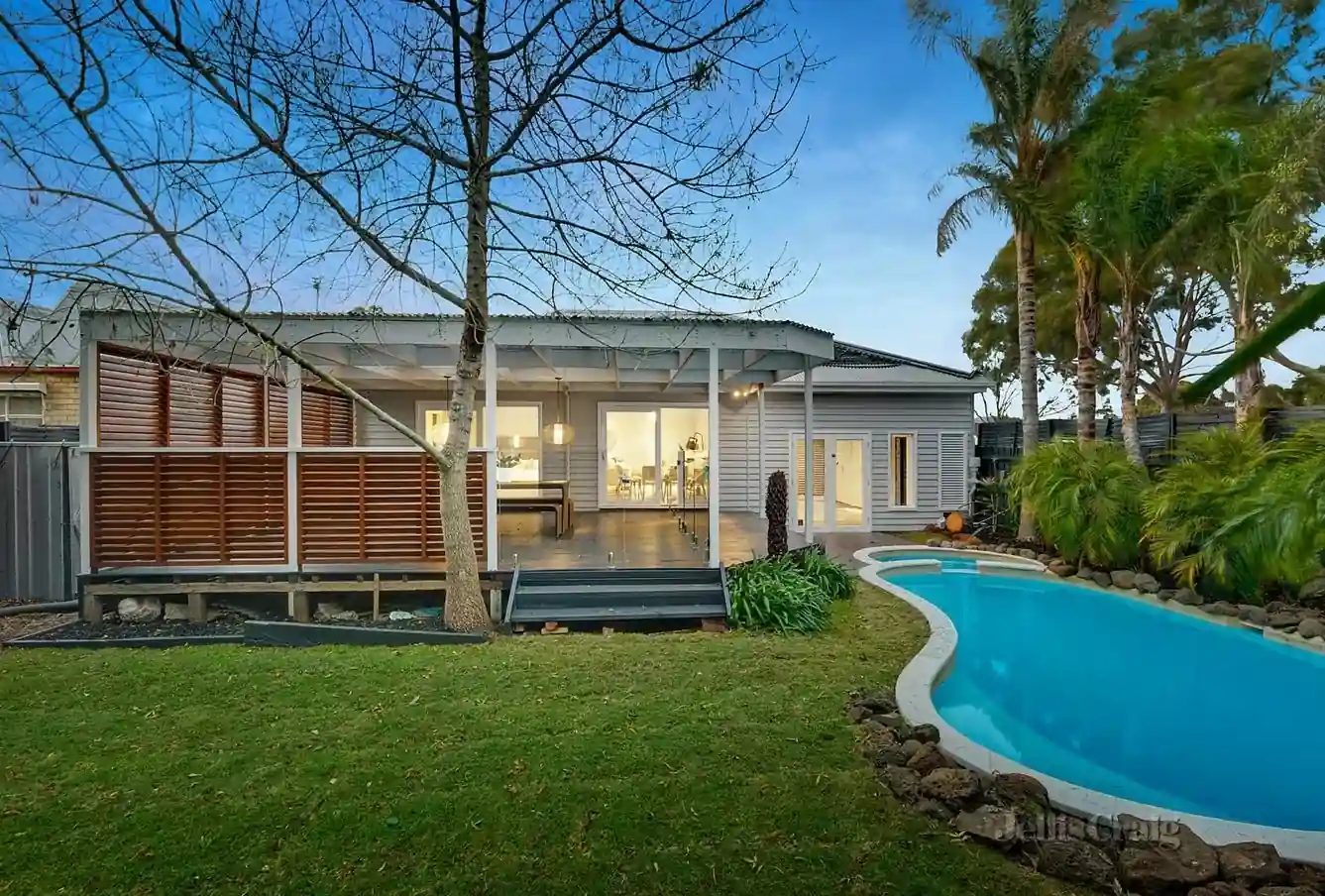 Spacious & Relaxed SIL in Moorabbin — Home image 8