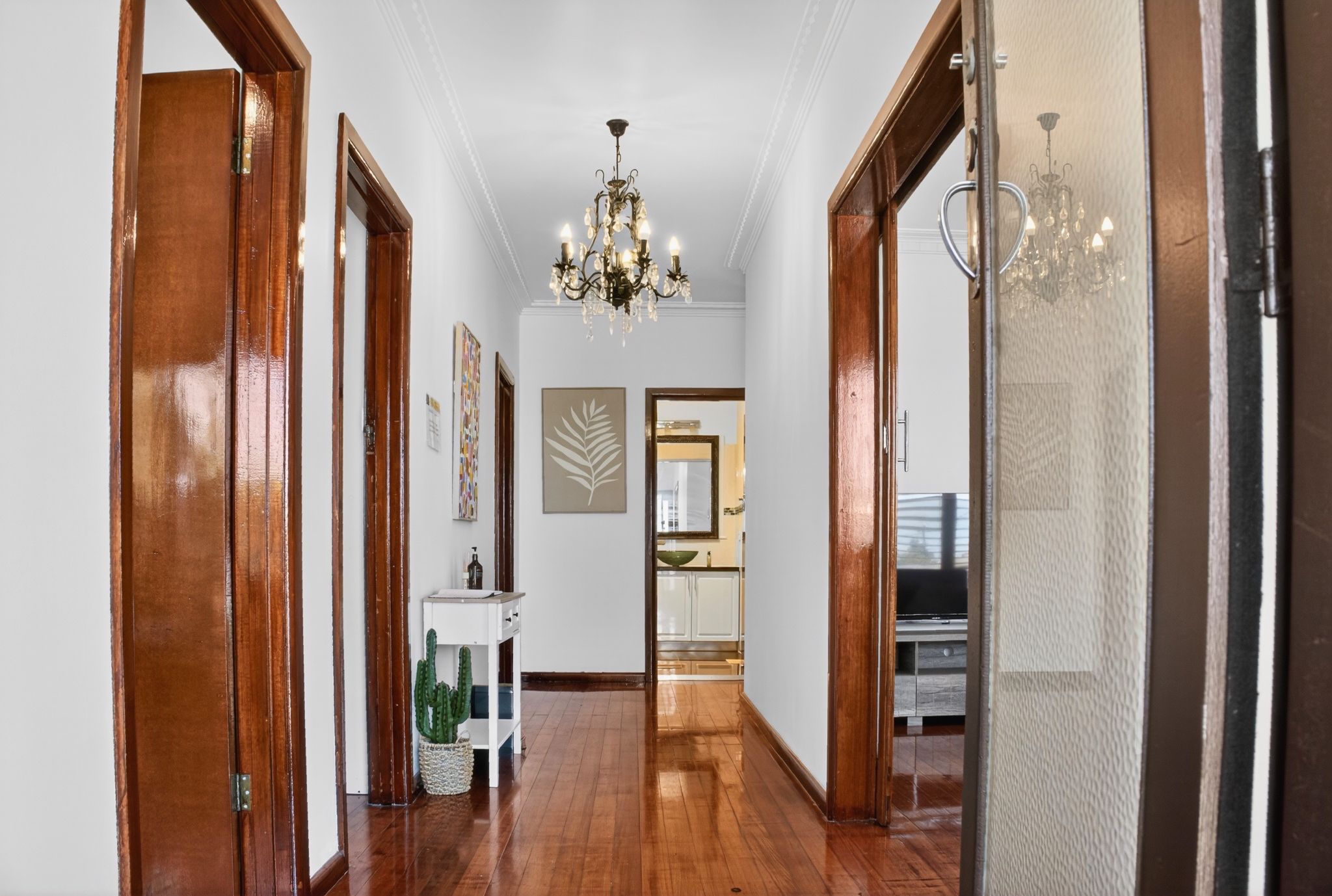 Accessible SIL near Ardeer station and CCU Albanvale with Self-contained Unit — Home image 4