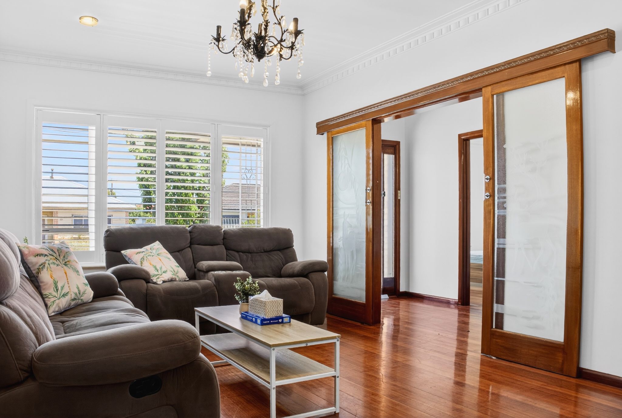 Accessible SIL near Ardeer station and CCU Albanvale with Self-contained Unit — Home image 5