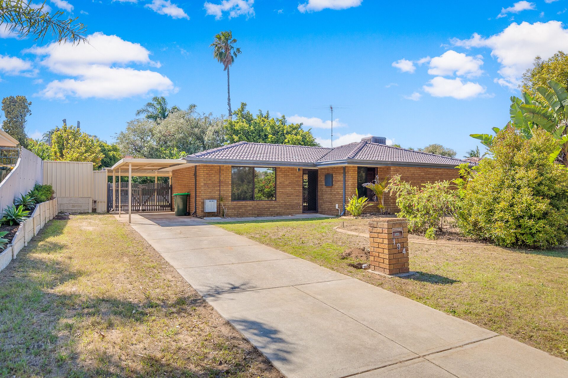Surrounded by greenery in Beldon — Home image 4