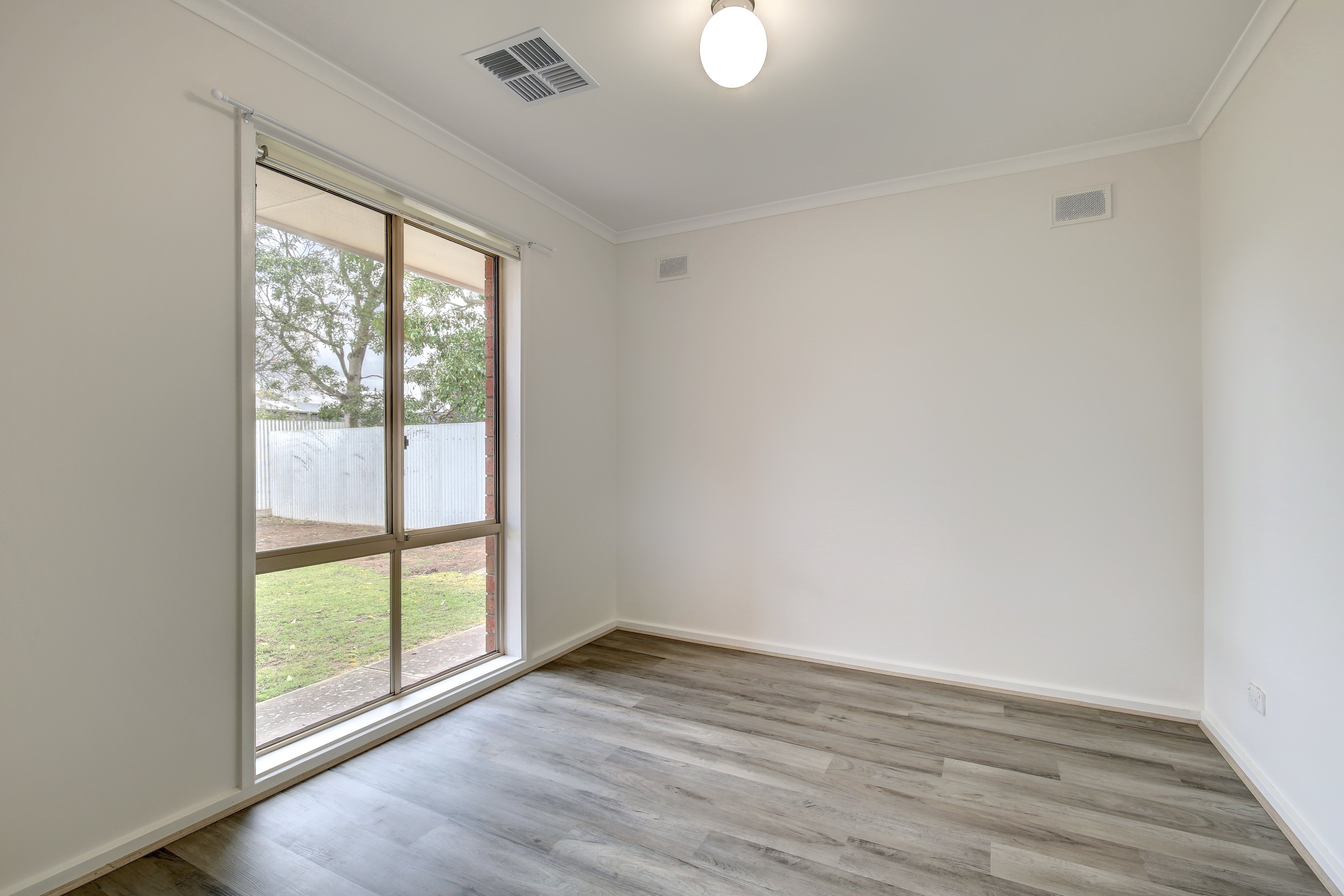 Charming 3 Bedroom SDA Share Property — Home image 13