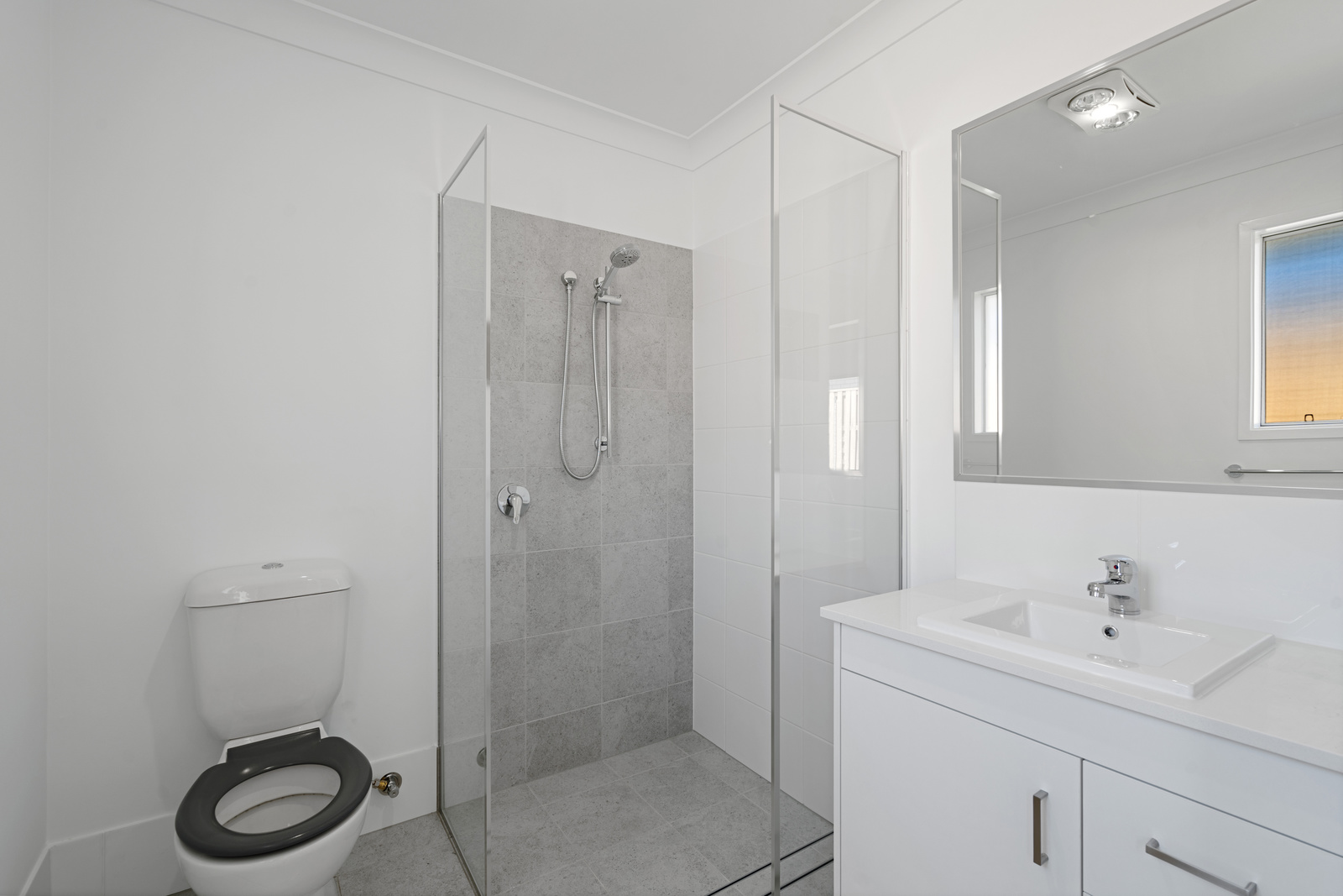 Fernvale, Ipswich Qld - IMPROVED LIVEABILITY HOUSE — Home image 8