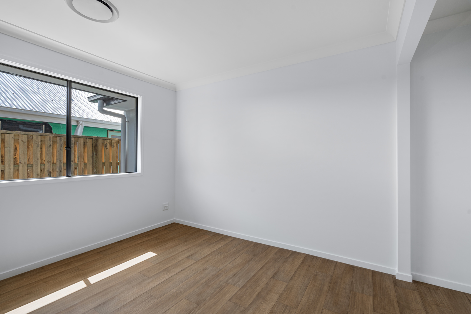 FERNVALE, IPSWICH QLD - IMPROVED LIVEABILITY HOUSE — Home image 13