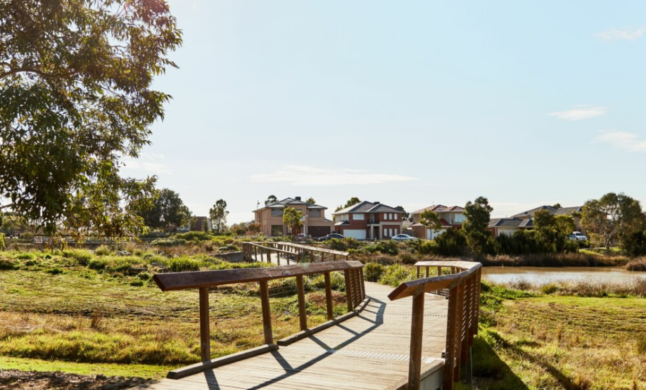 Tarneit: 3 Bed + OOA Home Coming Soon! — Home image 10