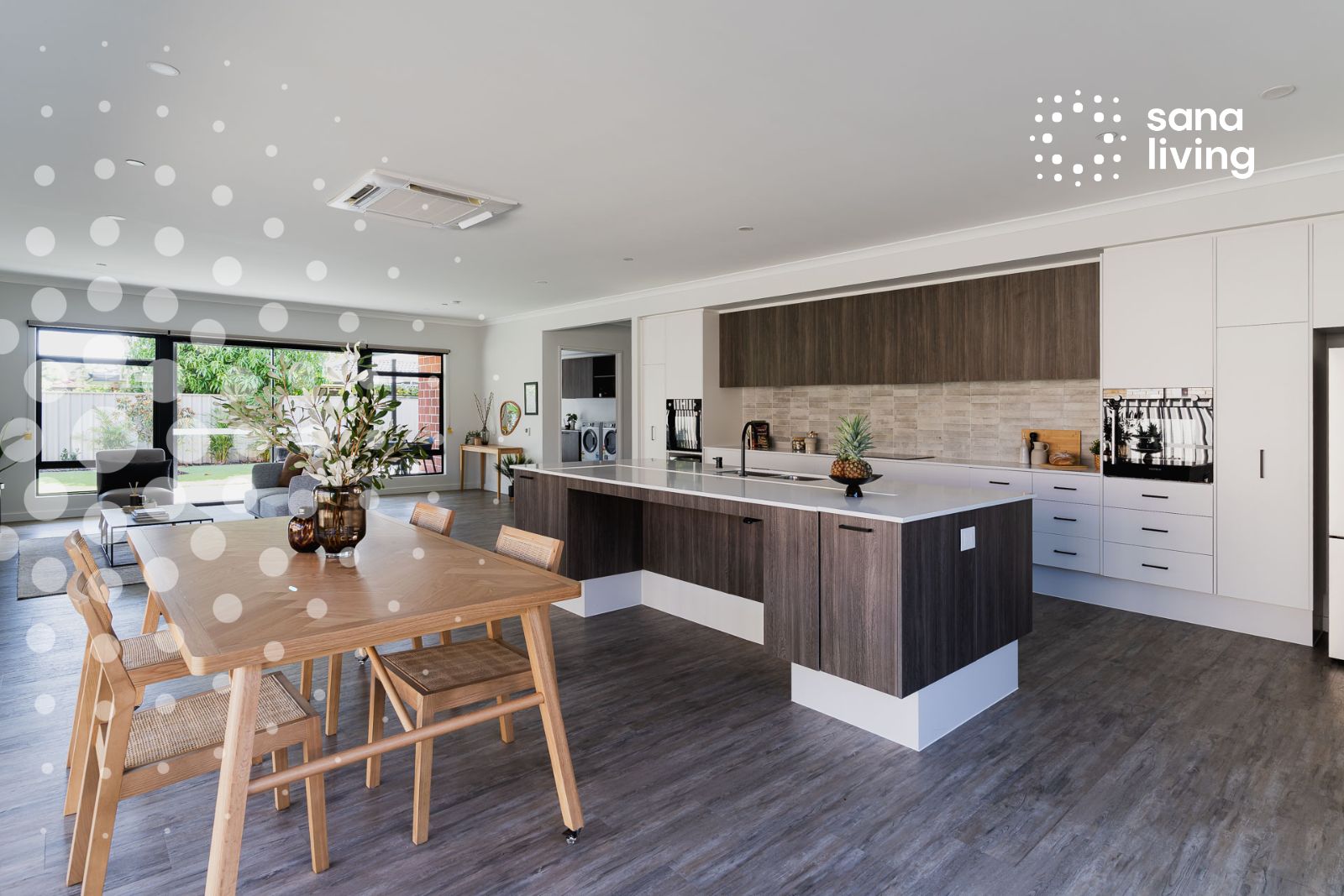 Spacious 4-bedroom Home Surrounded by Amenity — Home image 7