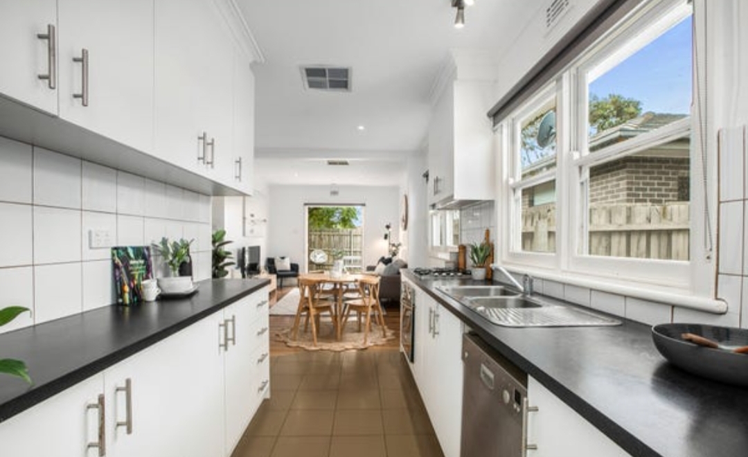 Fully Furnished SIL House to Share — Home image 8