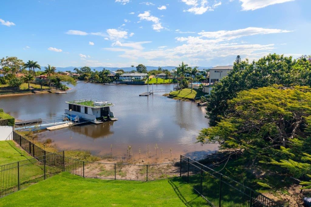 Beautiful two-bedroom, single resident HPS apartment on the Gold Coast - Don't miss out! — Home image 5