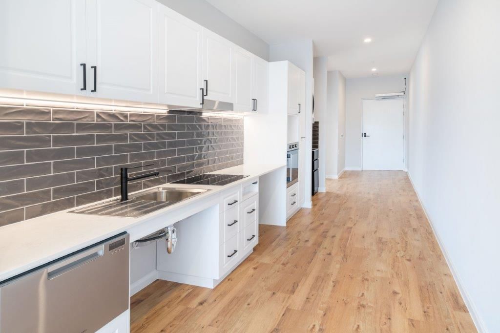 Beautiful two-bedroom, single resident HPS apartment on the Gold Coast - Don't miss out! — Home image 6