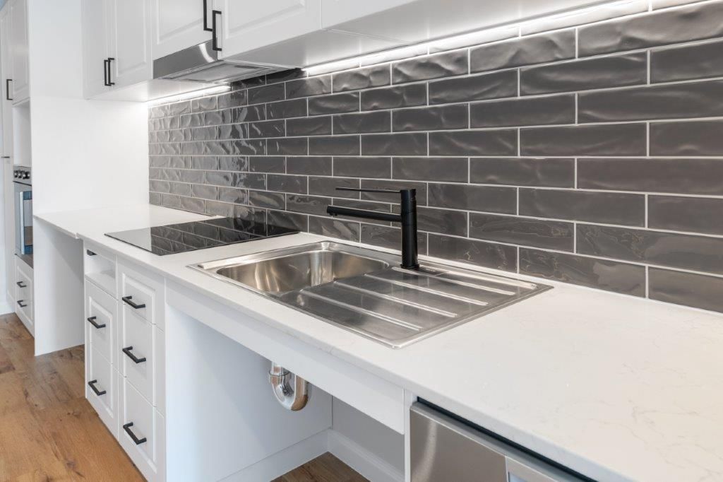 Beautiful two-bedroom, single resident HPS apartment on the Gold Coast - Don't miss out! — Home image 27