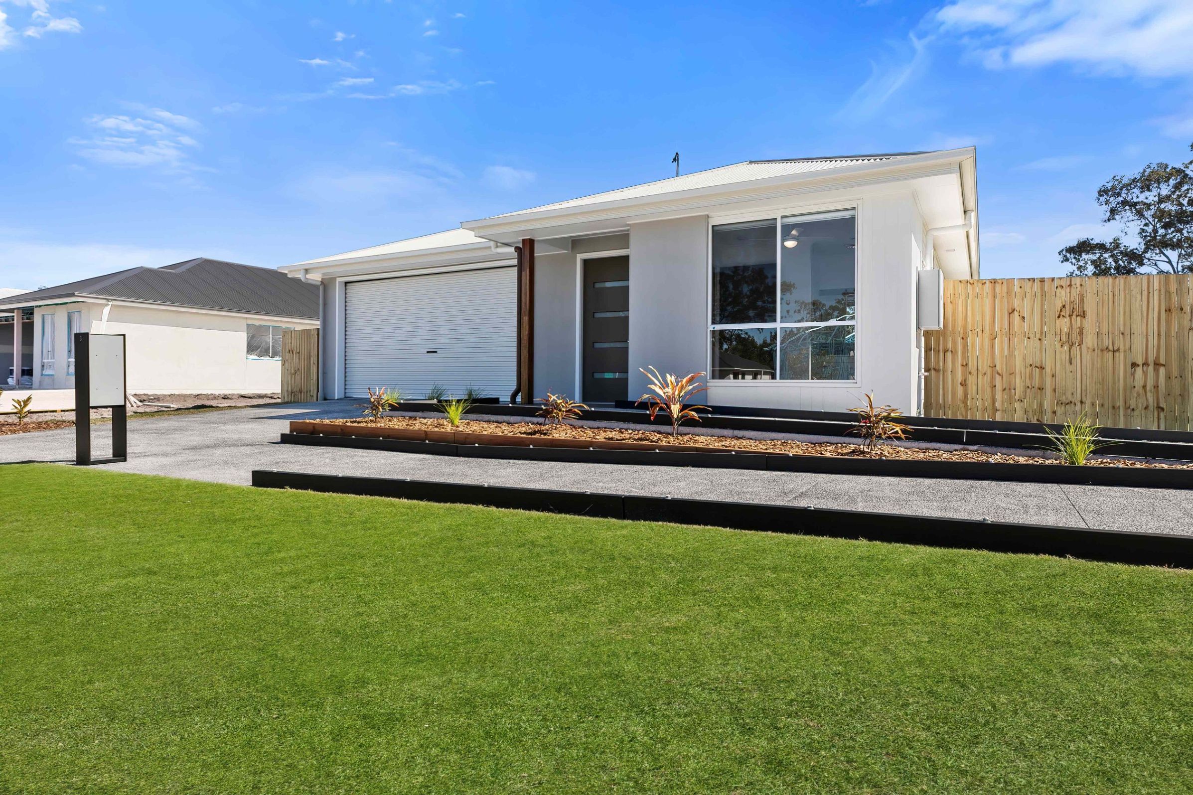 Gentle Rain Cct, Burrum Heads QLD 4659 — Home image 10