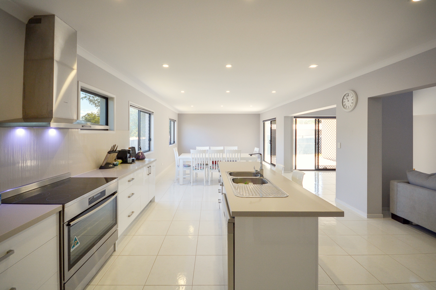 SIL HOUSE REDBANK PLAINS — Home image 3