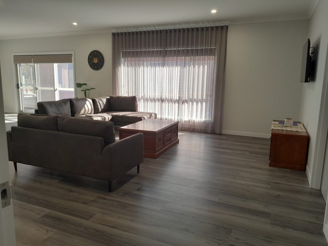 Architecturally designed – Beautiful newly built home (Loxton - Kurrajong) — Home image 3