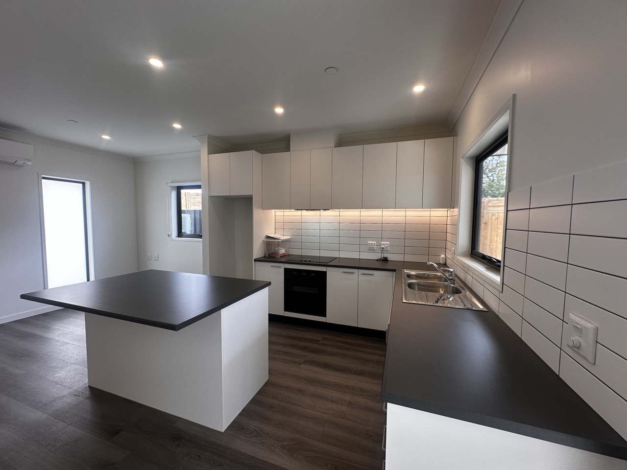 New 1 Resident Villa - SDA Robust / Improved Livability — Home image 7