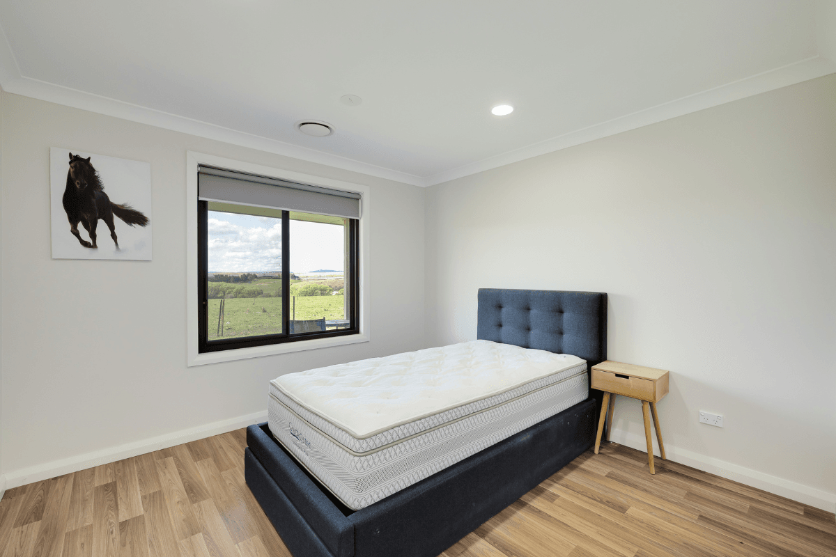 Experience serenity in rural living with this one bedroom unit in Goulburn — Home image 6