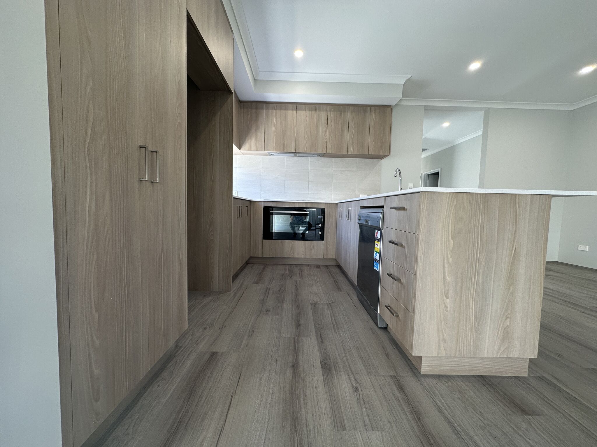  — Home image 7