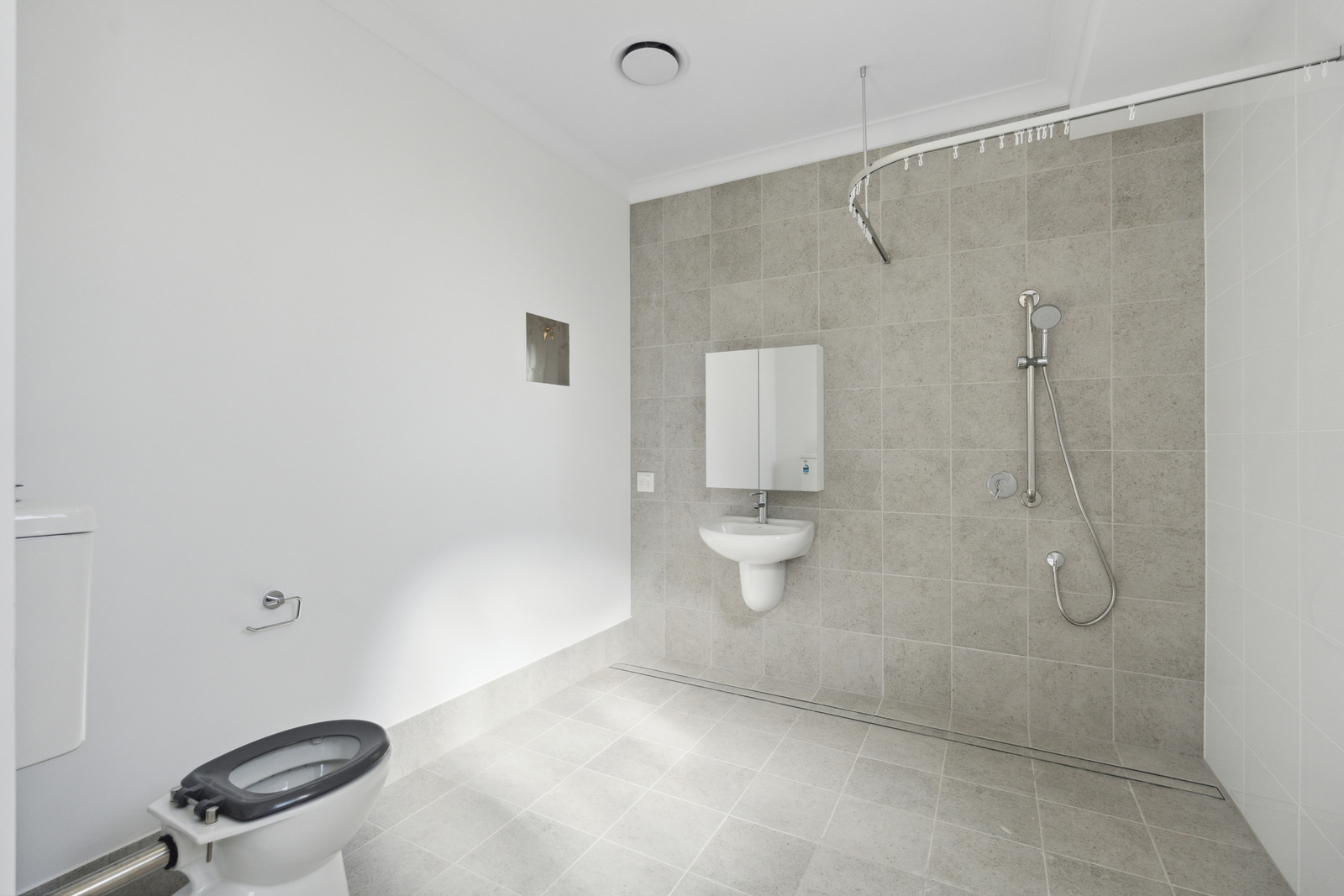 BRAND NEW- 3 Bedroom HPS Property at Redland Bay — Home image 8