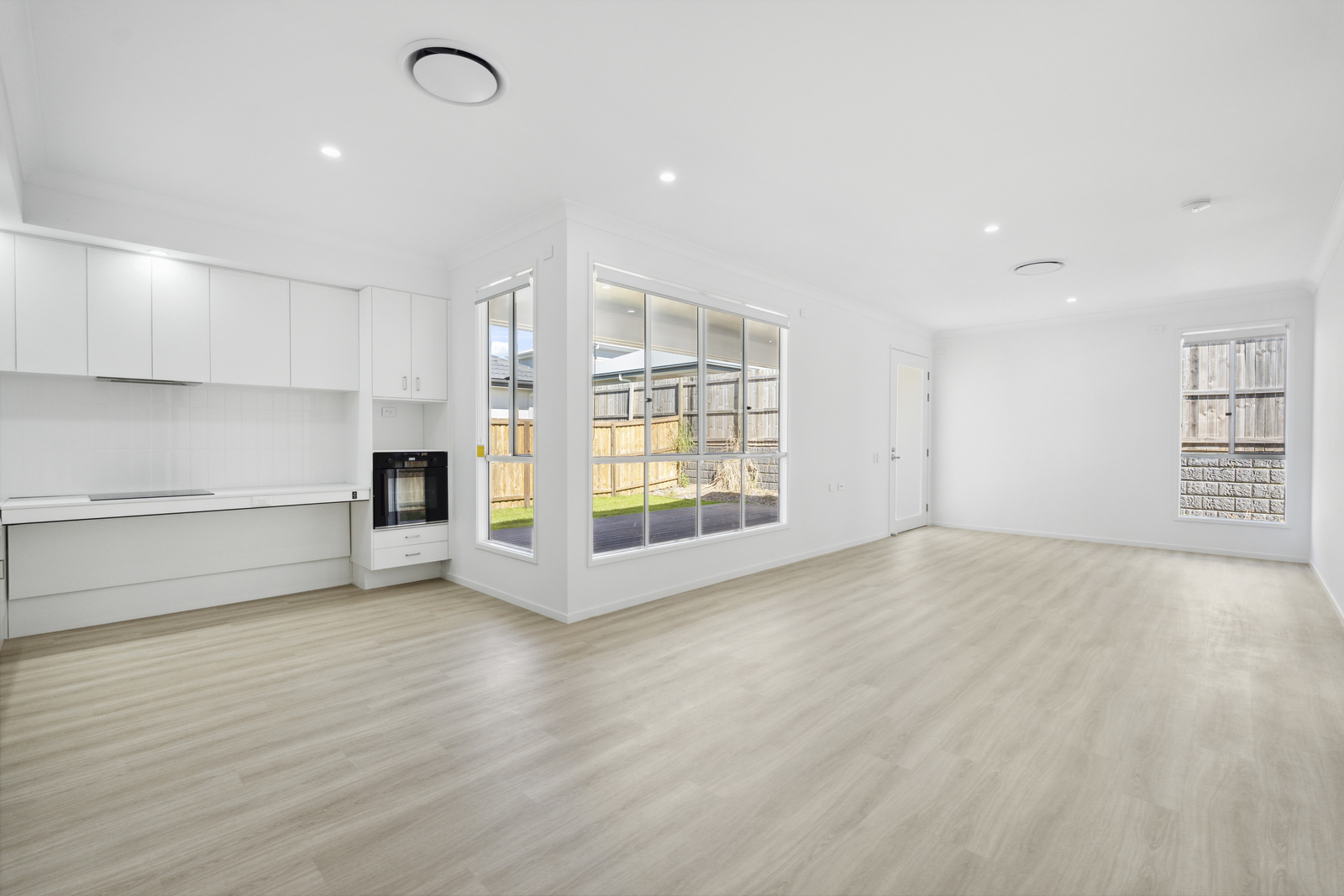BRAND NEW- 3 Bedroom HPS Property at Redland Bay — Home image 10