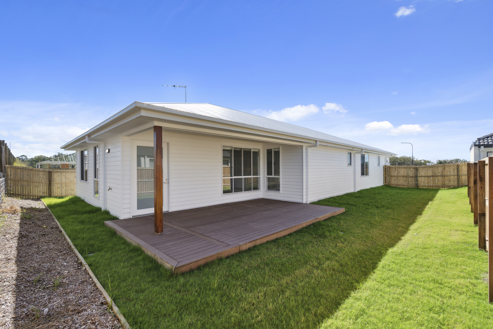 BRAND NEW- 3 Bedroom HPS Property at Redland Bay — Home image 13
