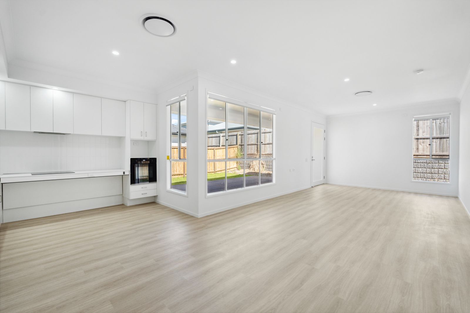 BRAND NEW- 3 Bedroom HPS Property at Redland Bay — Home image 7