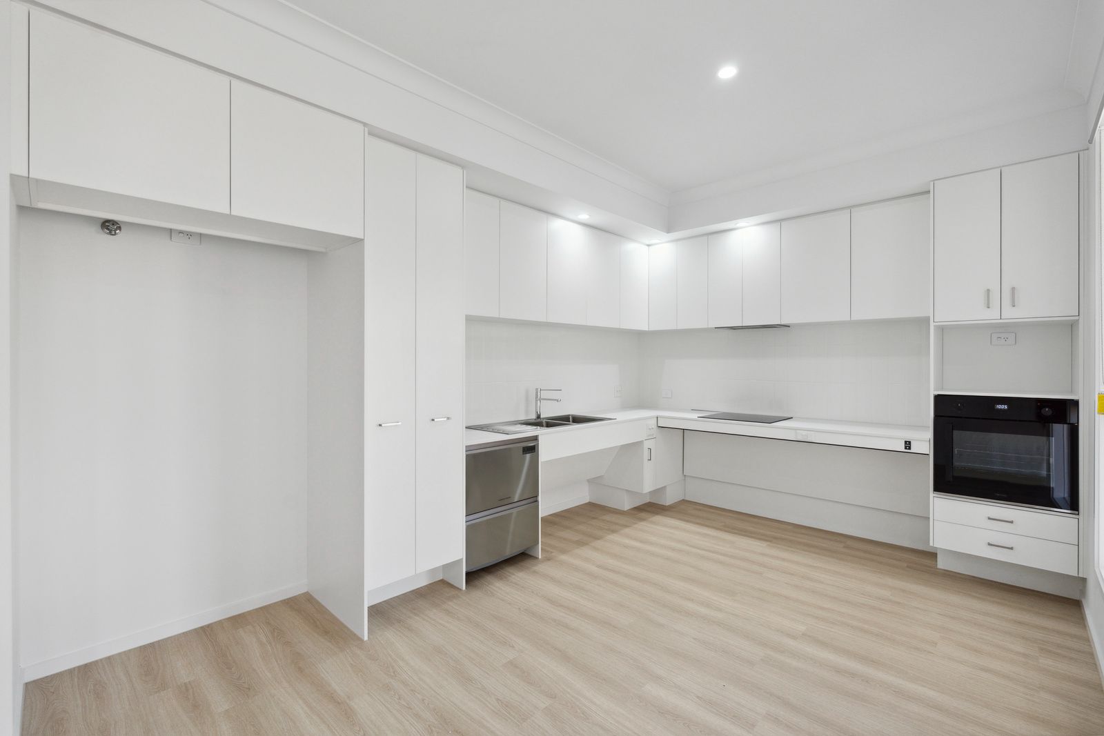 BRAND NEW- 3 Bedroom HPS Property at Redland Bay — Home image 12