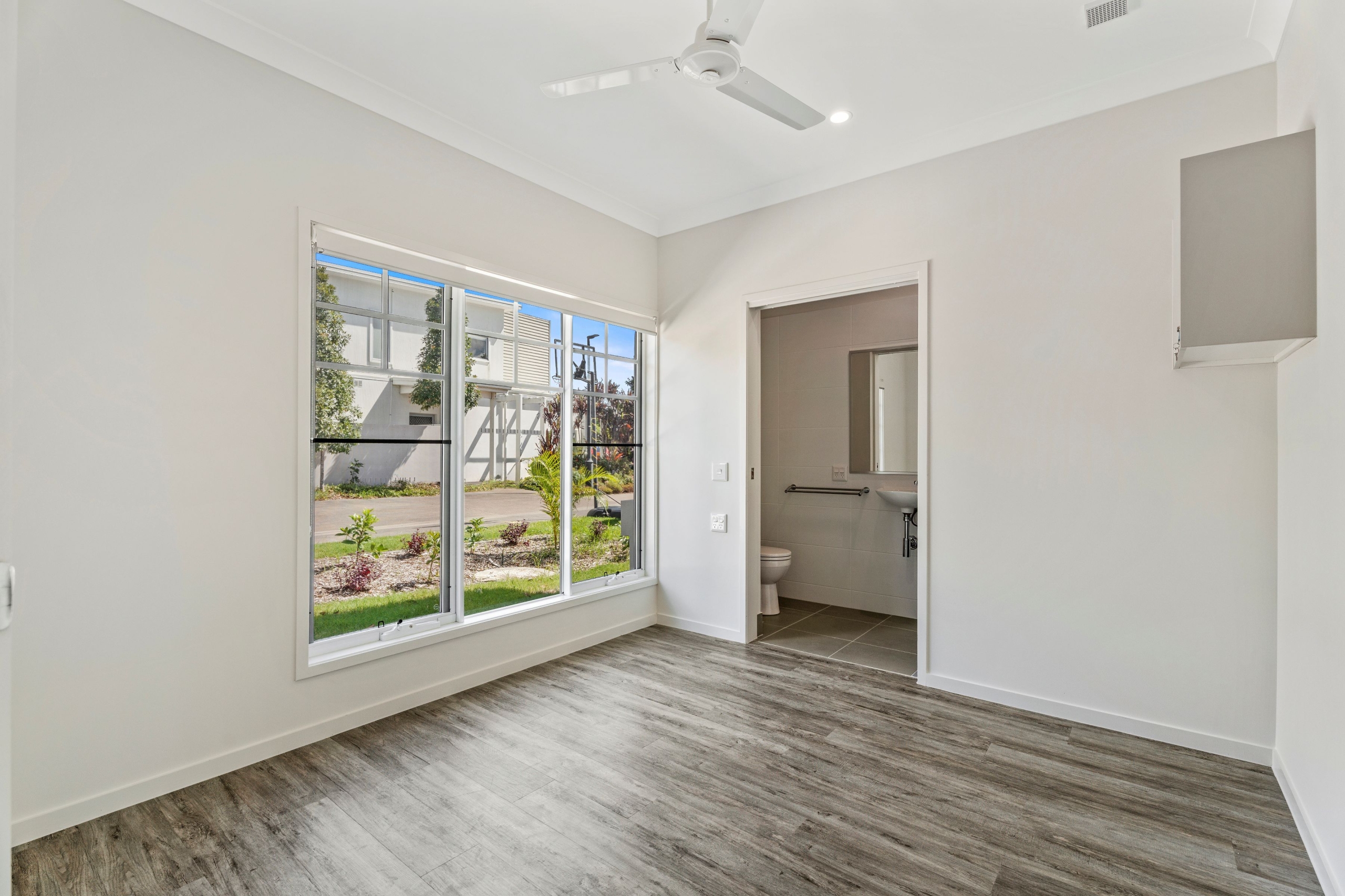HOPE ISLAND, GOLD COAST QLD – HIGH PHYSICAL SUPPORT HOUSE | CO-TENANT OPPORTUNITY — Home image 2