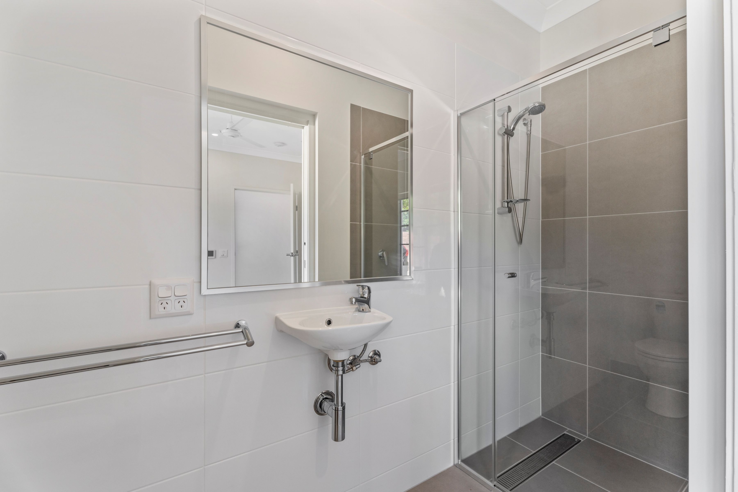 HOPE ISLAND, GOLD COAST QLD – HIGH PHYSICAL SUPPORT HOUSE | CO-TENANT OPPORTUNITY — Home image 3