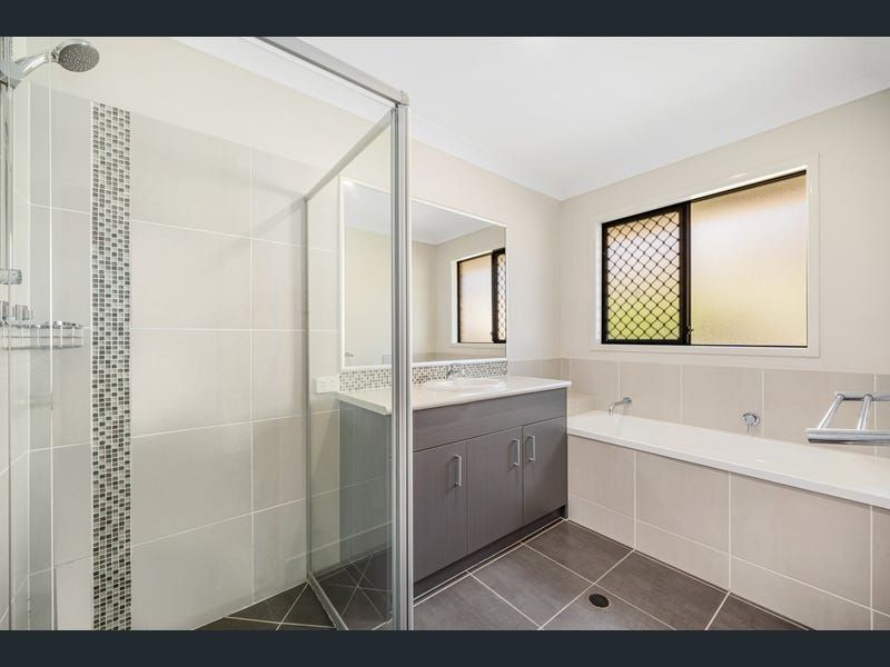 North Lakes - Free WiFi - Female only SIL — Home image 4