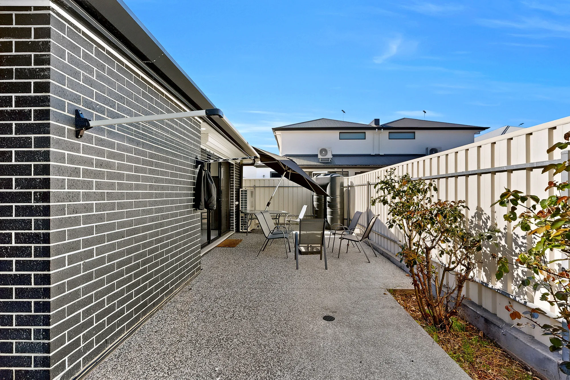 Coastal Convenience in Seaton SIL Home — Home image 2